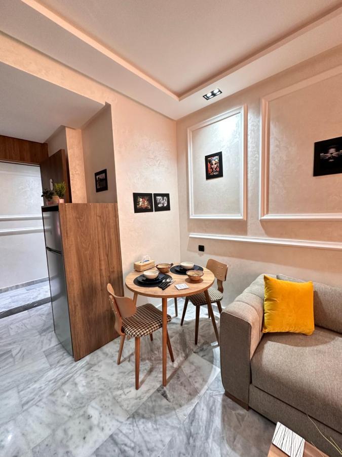 Luxueux Studio A Cote De Mcdo & Zara Maarif Casablanca Exteriör bild